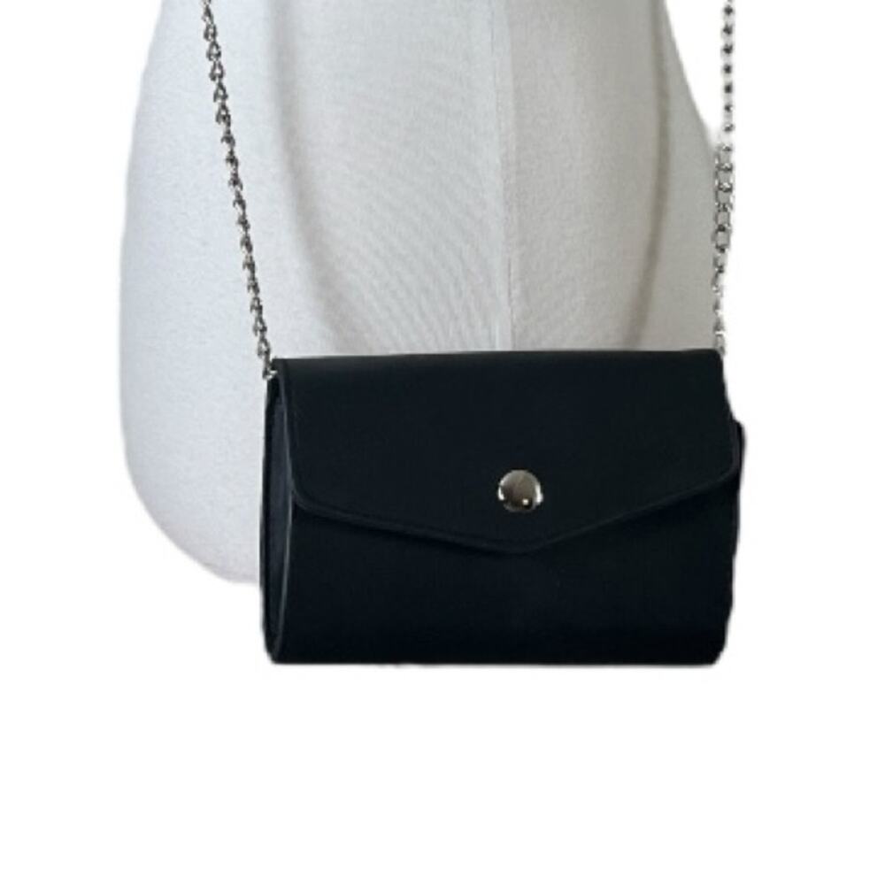 Black Silver Crossbody Chain Link Shoulder Strap Snap Closure Vegan Small Mini
